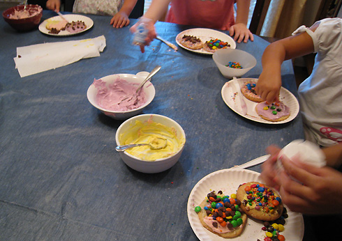 How To Decorate Biscuits Clever Cookies